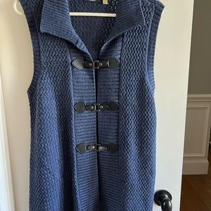 Sleeveless Cardigan Sweater - Tunic Length - M - Blue w/Black closures